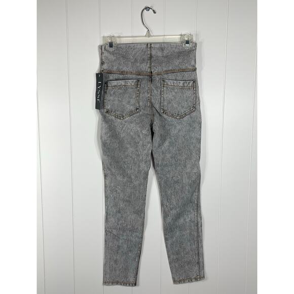 NEW Lysse’ Women’s Light Grey Pull On Comfort Stretch Toothpick Leggings SMALL - Picture 2 of 8